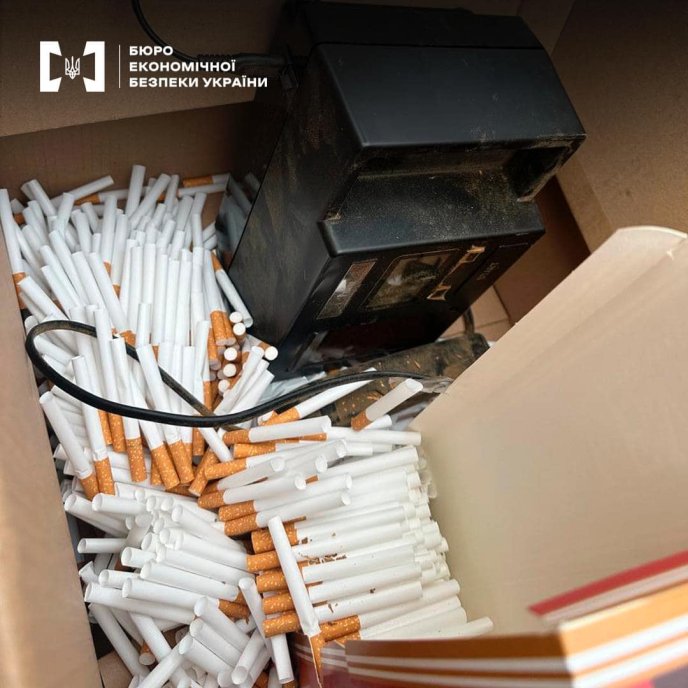 Доставляв товар лише перевіреним покупцям: закарпатець запустив тютюновий бізнес – 03