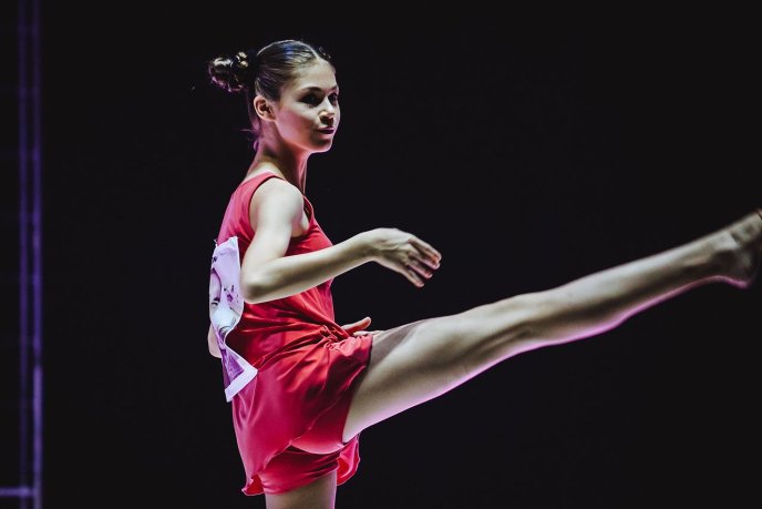 В Ужгороді студія сучасного танцю «Бліц» провела звітний концерт – 38