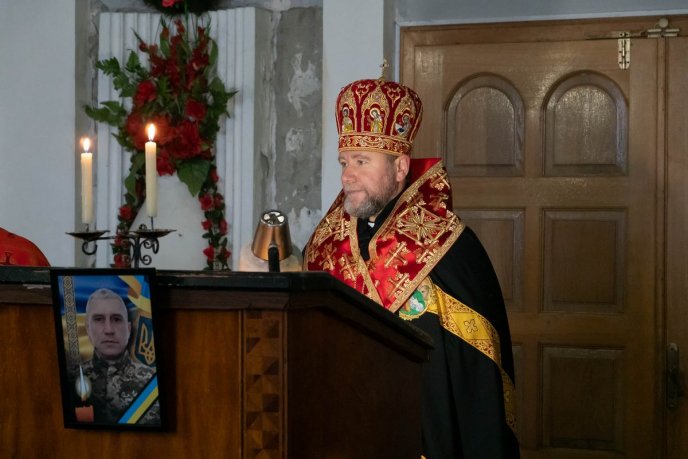 В Ужгороді поховали захисника, який загинув кілька днів тому – 03 В Ужгороді поховали захисника, який загинув кілька днів тому – 03