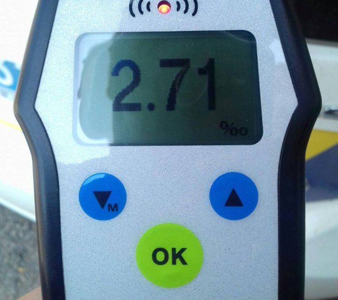 В Ужгороді п’яний водій іномарки зніс металевий стовп – 03