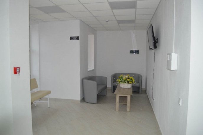 У селі на Іршавщині звели нову амбулаторію – 04