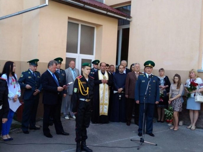 У Мукачеві встановили меморіальну дошку загиблим в АТО прикордонникам – 02