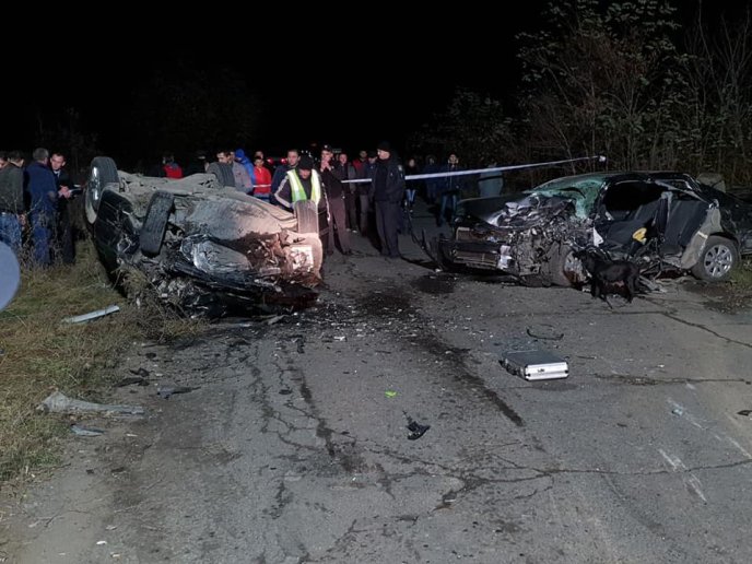 Моторошна ДТП на Хустщині: двоє людей загинули, двоє – отримали травми – 04