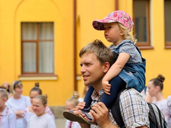 У Мукачеві відзначили День захисту дітей – 15