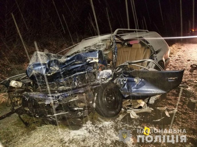 Смертельне зіткнення: троє закарпатців потрапили у страшну аварію – 03