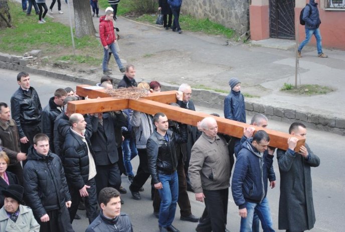 Хресна Хода відбулась і в обласному центрі – 08