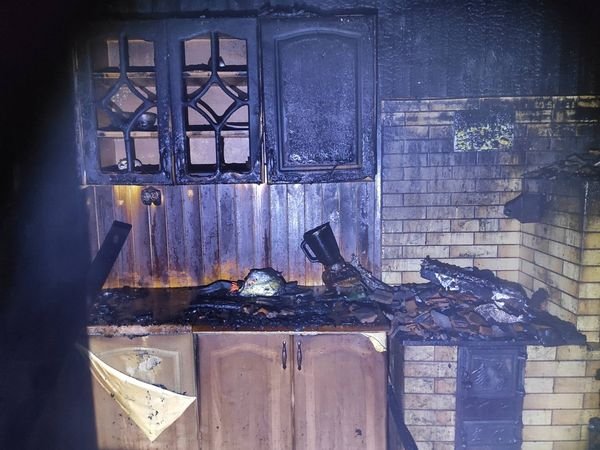 Рано-вранці спалахнули дві пожежі: загорілась лазня і будинок – 03