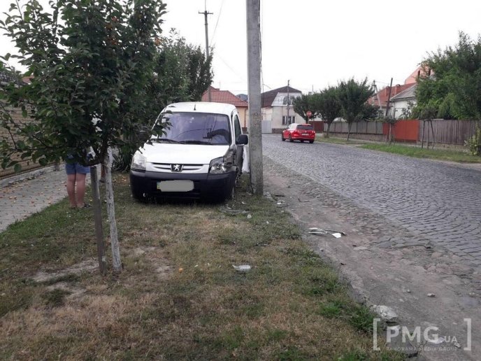 На одній із вулиць Мукачева сталася ДТП – 01