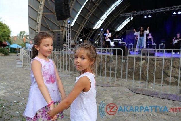 Джамала дала неймовірний концерт в обласному центрі та зробила з Ужгородом фото на згадку – 04