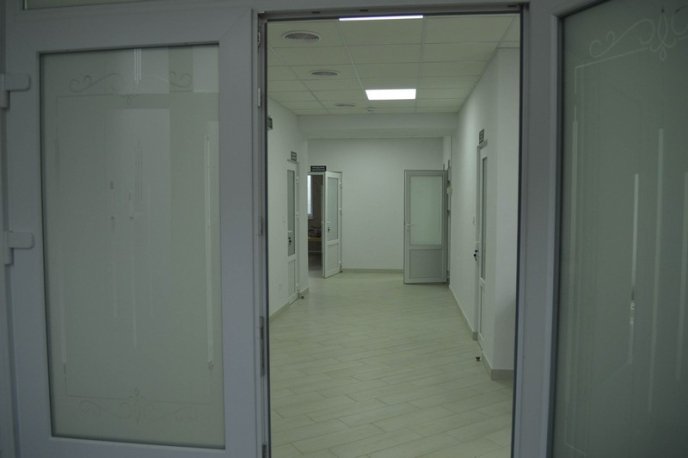 У селі на Іршавщині звели нову амбулаторію – 06