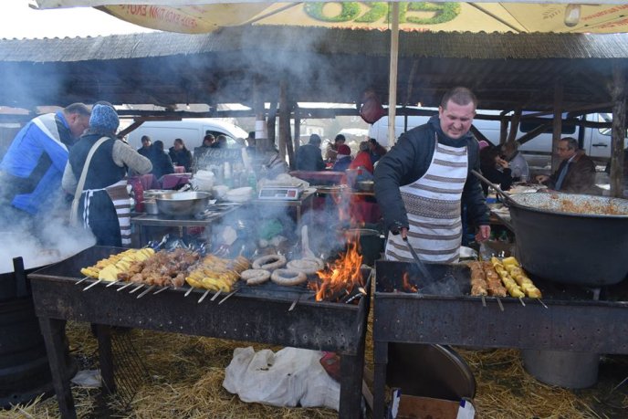У селі Геча, що на Берегівщині, проходить фестиваль різників-гентешів – 16