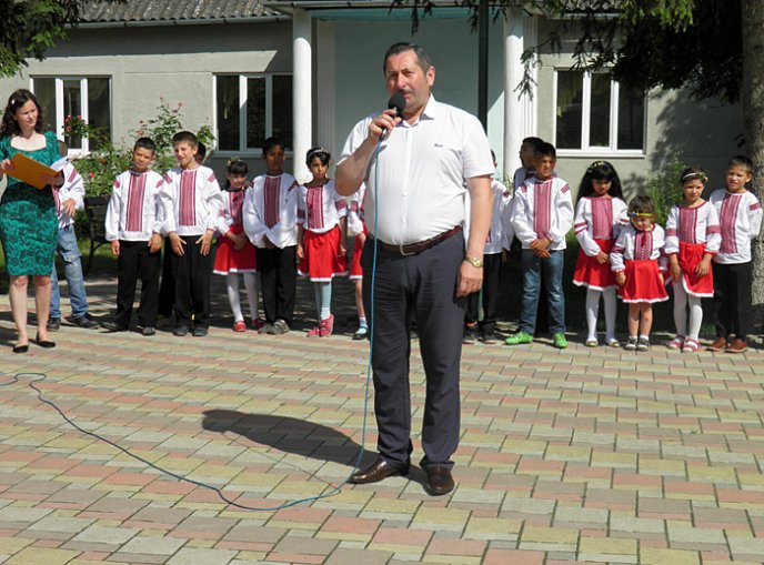 Часлівецька школа-інтернат відзначила свято останнього дзвоника – 04