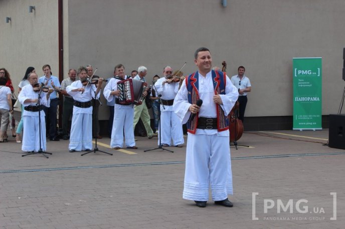 У Мукачеві відкрився 10-й Міжнародний шаховий фестиваль "Мукачівське літо 2016" – 09