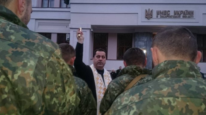 З Ужгорода закарпатські поліцейські урочисто вирушили у зону АТО – 01