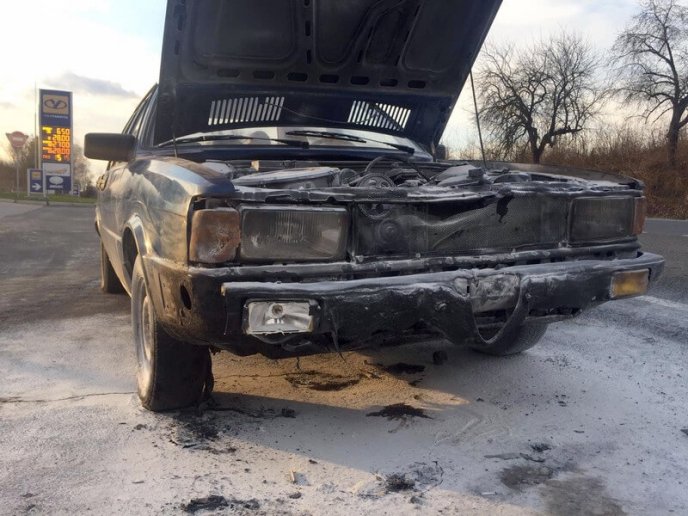 Як працівник АЗС кинувся на допомогу незнайомим людям – 03