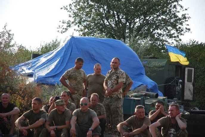 Для військовослужбовців зі 128-ї бригади влаштували фронтовий концерт – 09