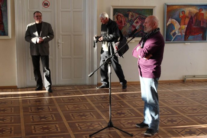 В Ужгороді відкрилась виставка картин Федіра Манайла та подружжя Бровді – 11