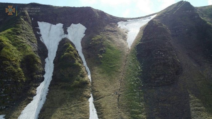 Полетів донизу метрів 80: із закарпатцем стався нещасний випадок – 03