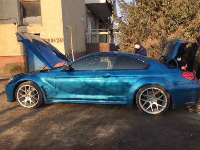 Вранці чоловік намагався перевезти через кордон контрабандні сигарети – 03 Вранці чоловік намагався перевезти через кордон контрабандні сигарети – 03