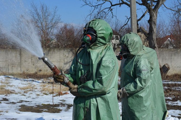 В Ужгороді "евакуювали" понад 300 людей – 06