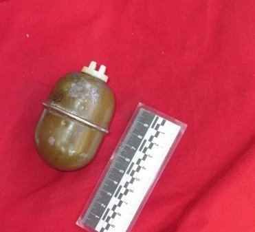 Правоохоронці затримали мешканця Рахівщини, у якого знайшли наркотики, гранату і нунчаки – 02