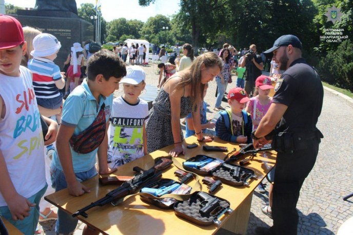 Як патрульні професійне свято відзначали – 02