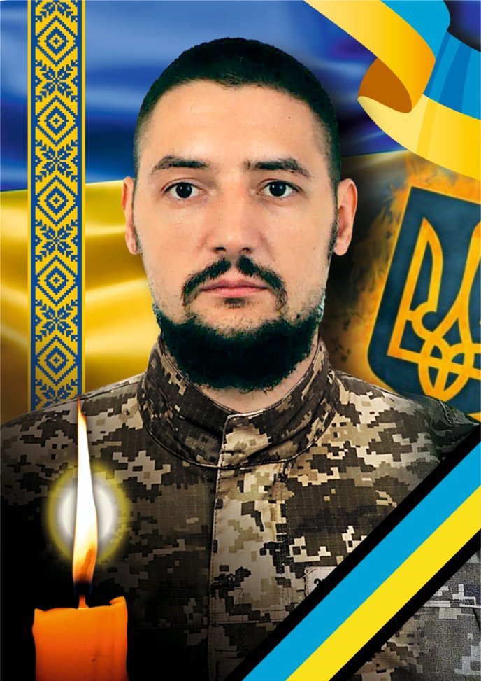 Ужгород сколихнула звістка про смерть двох військових – 01 Ужгород прощатися із двома військовослужбовцями — Юрієм Бачкаєм та Олександром Дзуринцем