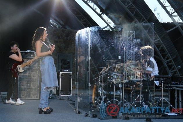 Джамала дала неймовірний концерт в обласному центрі та зробила з Ужгородом фото на згадку – 13