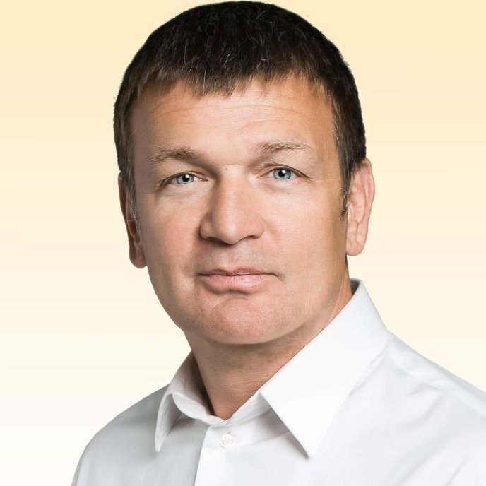 Судитимуть нардепа із Закарпаття. Відомо, що він накоїв – 01 Судитимуть нардепа Роберта Горвата