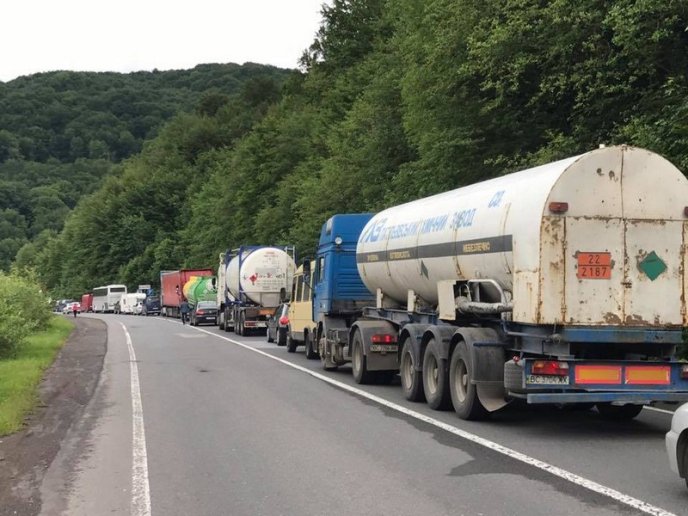 На трасі "Київ-Чоп" трапилася ДТП – 11 На трасі "Київ-Чоп" трапилася ДТП – 11