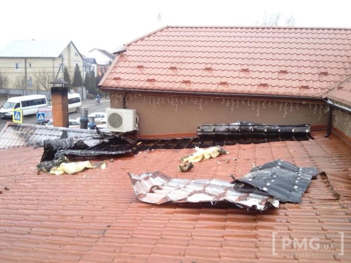 У Мукачеві горів ресторан "Грінвіч" – 01