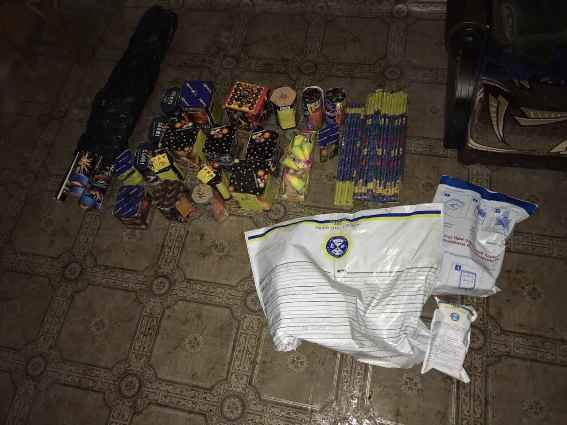 Поліція Рахівщини вилучила "ліву" піротехніку на 10 тисяч гривень – 03