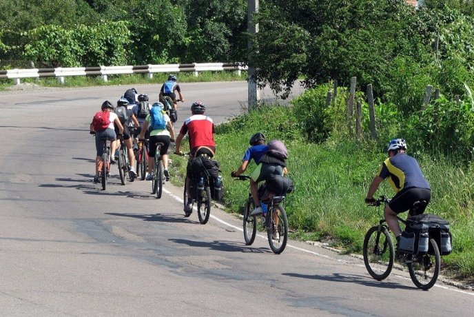 Мукачівські школярі та студенти здійснили велопробіг по Закарпаттю (ФОТО) – 05
