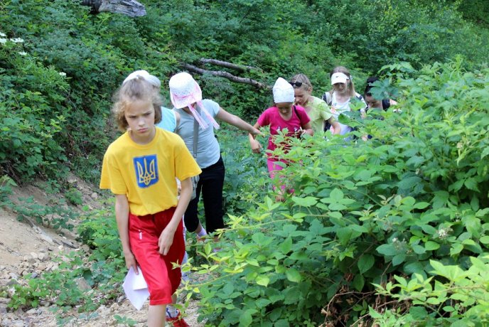 Мукачівські орієнтувальники влаштували гірський похід на Середній Верх – 10