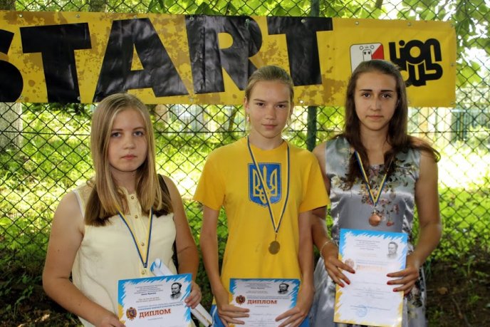 Закарпатські орієнтувальники здобули нагороди відкритих змагань, які проходили на Львівщині – 09