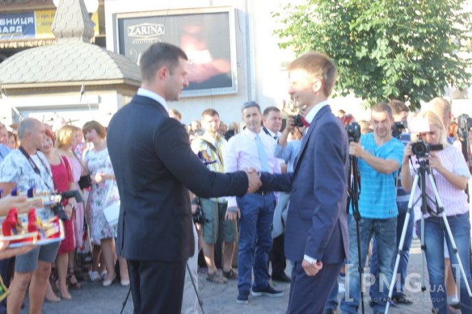 У Мукачеві нагородили випускників-медалістів – 30