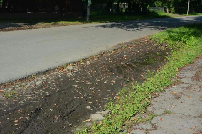 Біля дитячого садочка у Буштині неповнолітній розбійник напав на чоловіка – 02