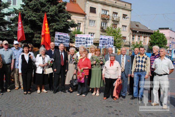 Мукачівські комуністи вийшли на традиційну першотравневу маніфестацію (ФОТО) – 17