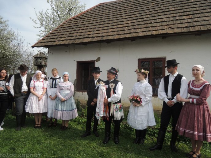 Фестиваль весільних старост відбувся на Закарпатті – 02