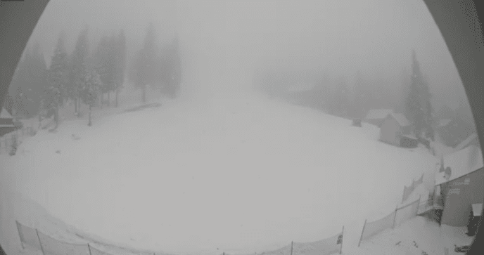 Драгобрат замітає снігом – 03