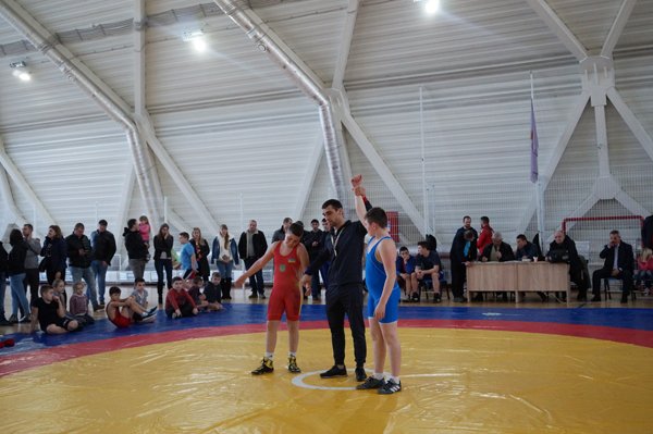 У Тячеві провели новорічний турнір з греко-римської боротьби – 06