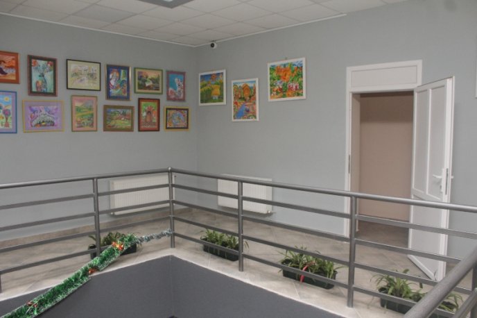 Відкрито Мукачівський центр дитячої та юнацької творчості: як він зараз виглядає – 06