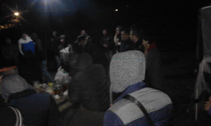 "Пересічники" вже четверту добу блокують рух до словацького кордону біля КПП "Ужгород" – 02