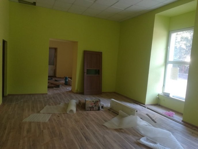 У Мукачеві облаштовують бібліотеку дитячих мрій – 01