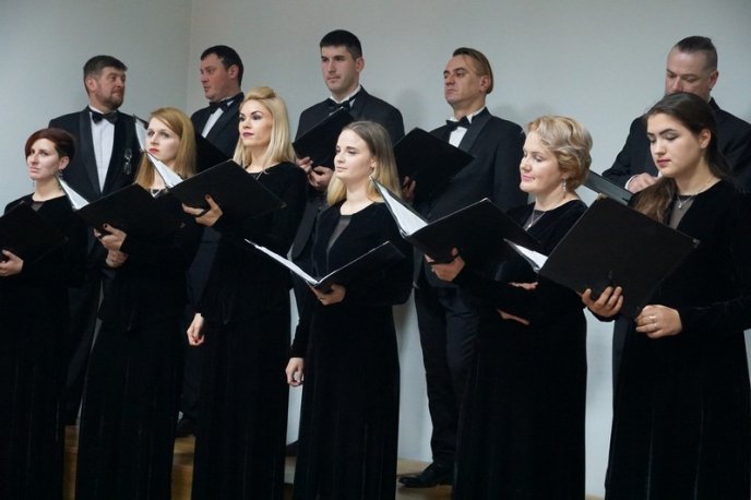 В обласному центрі відбувся святковий концерт – 01