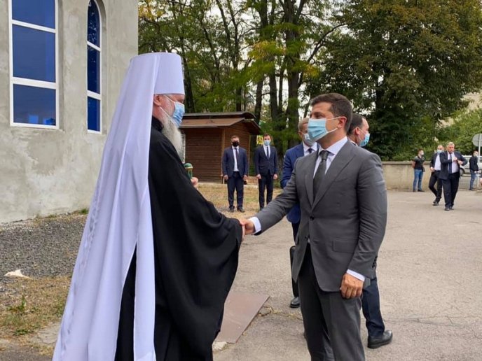 Володимир Зеленський зустрівся з Владикою Феодором в Ужгороді – 01