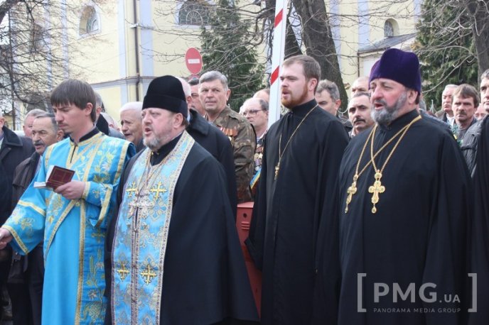 У Мукачеві вшанували пам’ять загиблих воїнів-інтернаціоналістів – 02