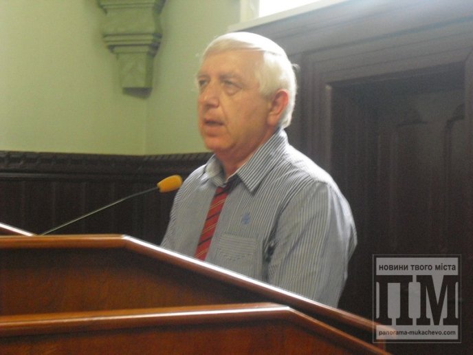 Громадська рада Мукачева обговорила проект децентралізації влади та вчергове відклала перенесення Меморіалу з центру міста (ФОТО) – 04