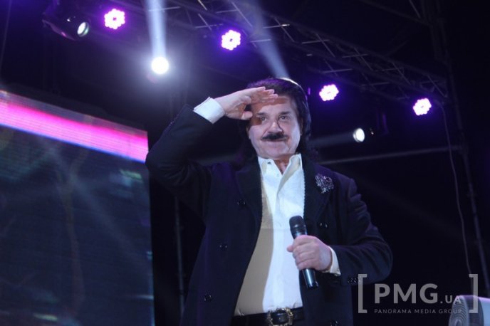 Павло Зібров виступив на сцені фестивалю "Червене вино-2017" – 08