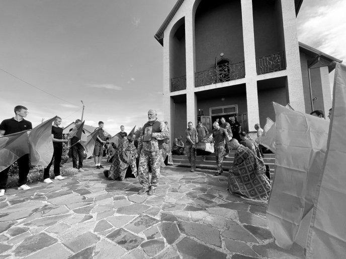 Мукачівщина провела в останню путь молодого військового – 03